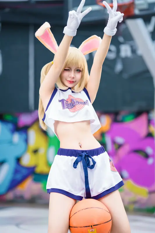 Lola Bunny - Umeko J